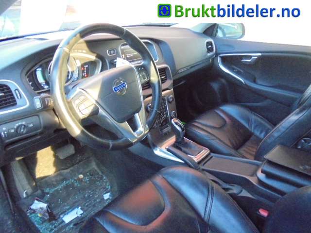 Volvo V40 2012-2019 , Motorkode: D4162T, Girkassekode: MPS6 (B)
