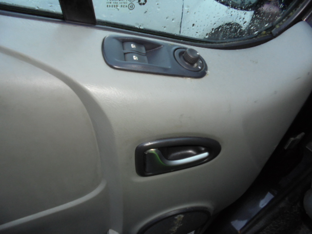 Opel Vivaro A 2006-2014 , Motorkode: M9R-780;M9R-781, Girkassekode: 