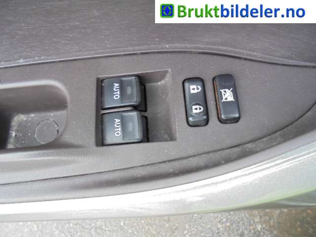 Toyota iQ 2009-2014 , Motorkode: 1KR-FE, Girkassekode: 