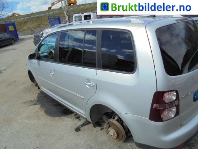 VW Touran 2007-2010 (Type I, Fase 2) , Motorkode: BLS;BXE, Girkassekode: KXD