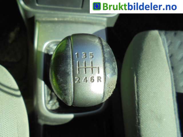 Nissan X-Trail 2002-2007 (T30) (T30), Motorkode: YD22, Girkassekode: MT.F6