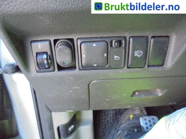 Nissan X-Trail 2002-2007 (T30) (T30), Motorkode: YD22, Girkassekode: MT.F6