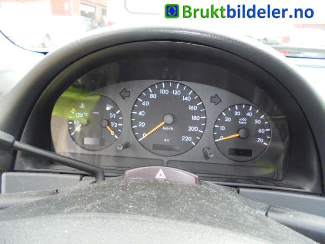 Mercedes ML 1997-2005 (W163) (W163), Motorkode: M112.942, Girkassekode: 722662