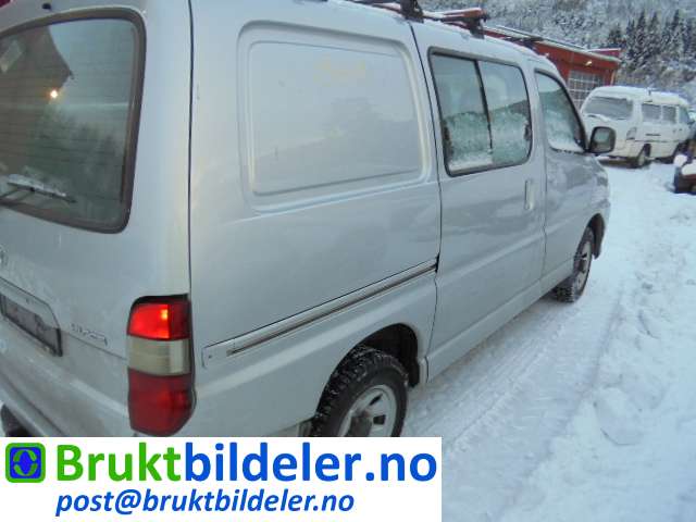 Toyota Hiace 2007-2012 (Fase 3) , Motorkode: 2KD-FTV, Girkassekode: 