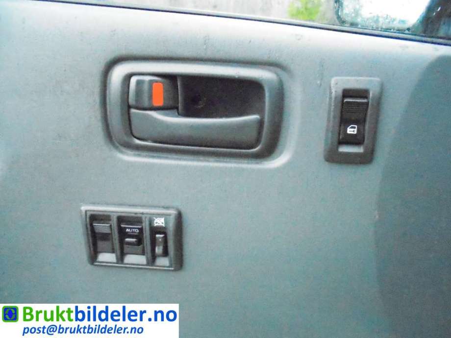Toyota Hiace 2001-2006 (Fase 2) , Motorkode: 2KD-FTV, Girkassekode: R151F