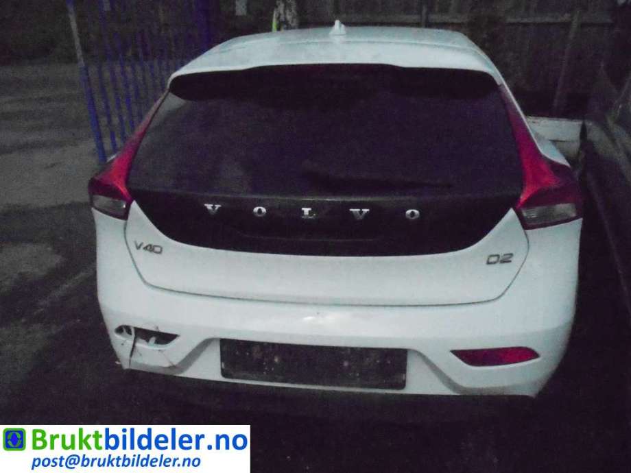 Volvo V40 2012-2019 , Motorkode: D4162T, Girkassekode: