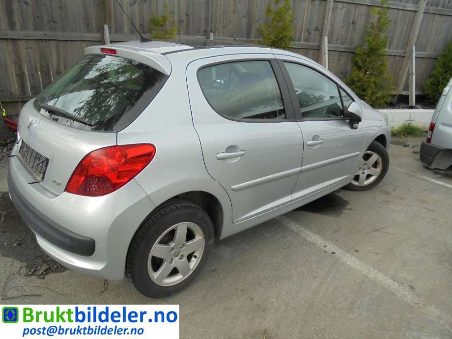 Peugeot 207 2006-2012 , Motorkode: KFU, Girkassekode: