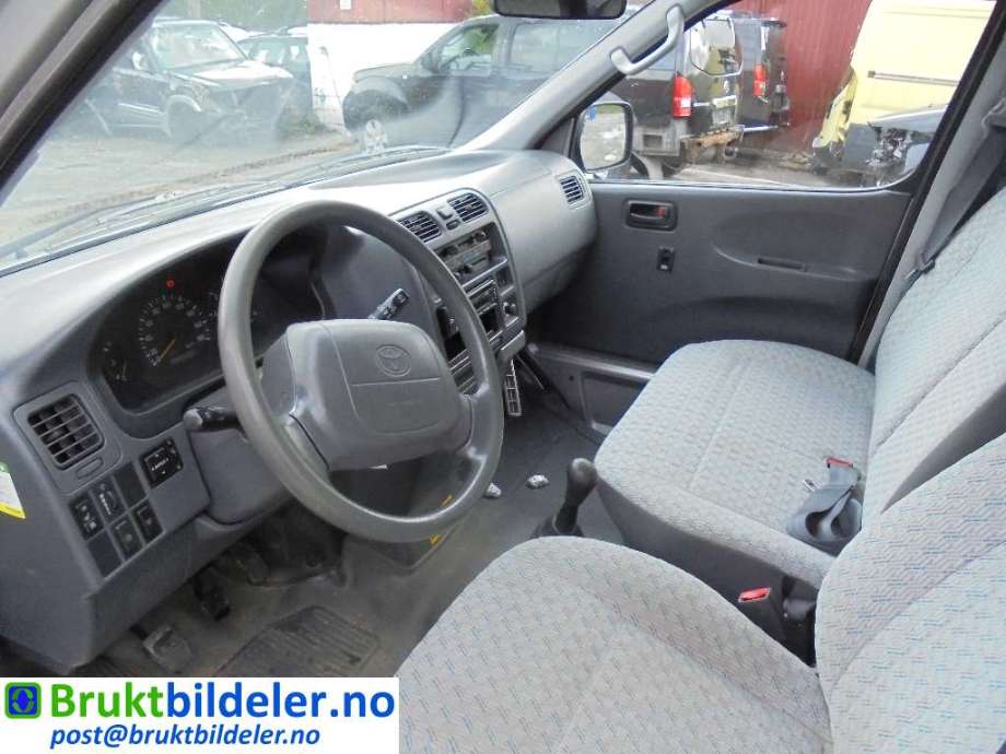 Toyota Hiace 2001-2006 (Fase 2) , Motorkode: 2KD-FTV, Girkassekode: 