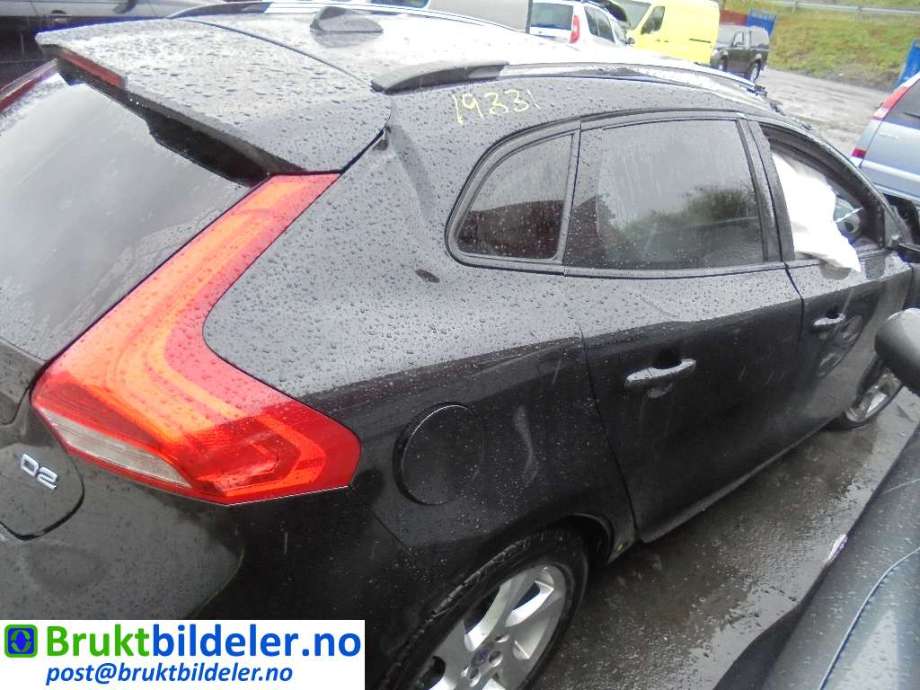 Volvo V40 2012-2019 , Motorkode: D4162T, Girkassekode: MPS6