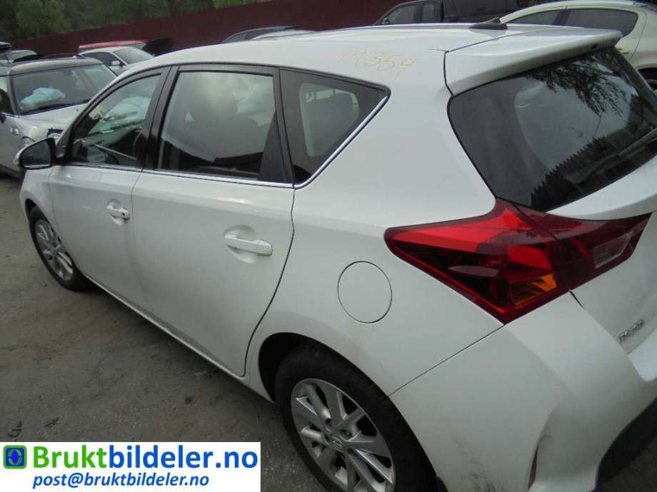 Toyota Auris 2013-2015 (Type II, Fase 1) , Motorkode: 1NR-FE, Girkassekode: 