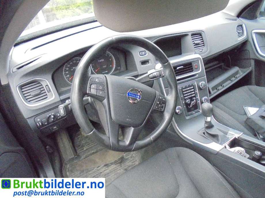 Volvo S60 2010-2014 (Type II, Fase 1) , Motorkode: D4162T, Girkassekode: MMT6