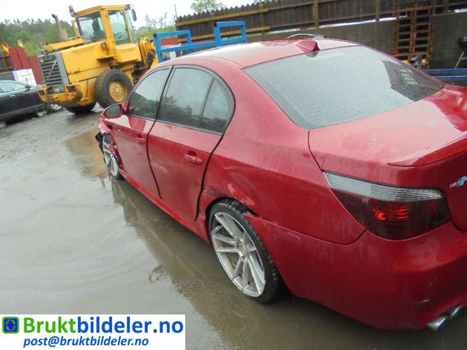 BMW 5-Serie 2003-2010 (E60/E61) (E60/E61), Motorkode: S85-B50A, Girkassekode: 