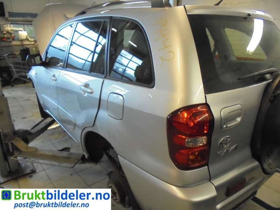 Toyota RAV4 2000-2006 (Type II) , Motorkode: 1CD-FTV, Girkassekode: 