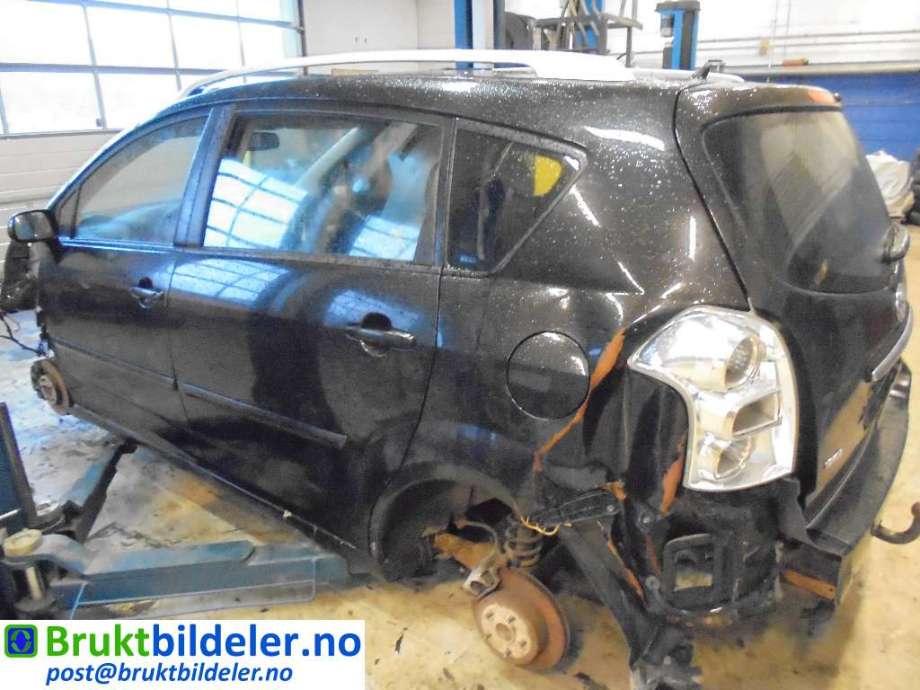 Toyota Verso 2004-2009 (Type II) , Motorkode: 2AD-FTV, Girkassekode: 