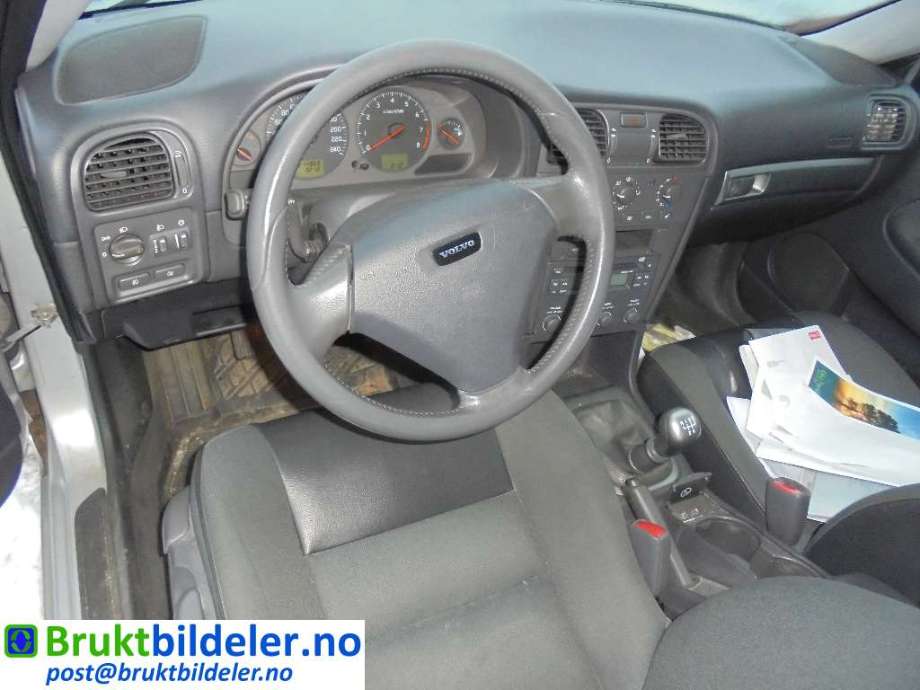 Volvo V40 / S40 2000-2004 (Type I, Fase 2) , Motorkode: B4164S2, Girkassekode: 