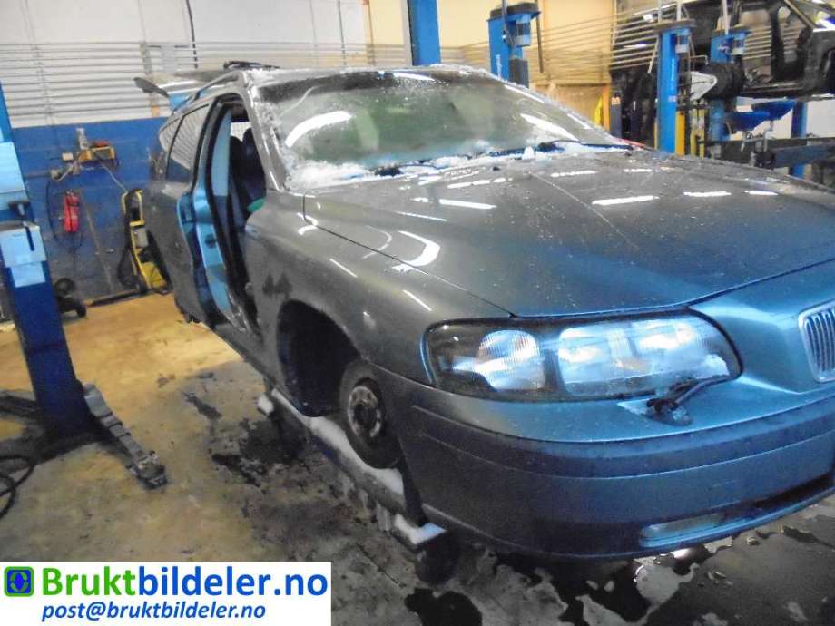 Volvo V70 2000-2004 (Type II, Fase 1) , Motorkode: B5204T5, Girkassekode: 