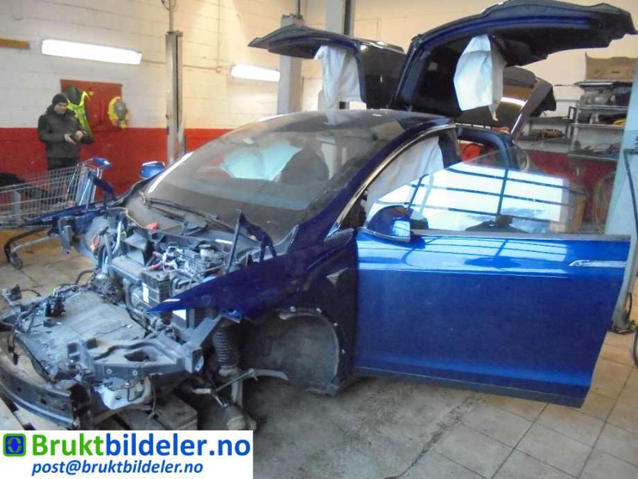 Tesla Model X 2016-->> , Motorkode: L2S, Girkassekode: 