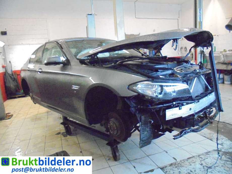 BMW 5-Serie 2010-2017 (F10/F11) (F10/F11), Motorkode: N47-D20C, Girkassekode: 