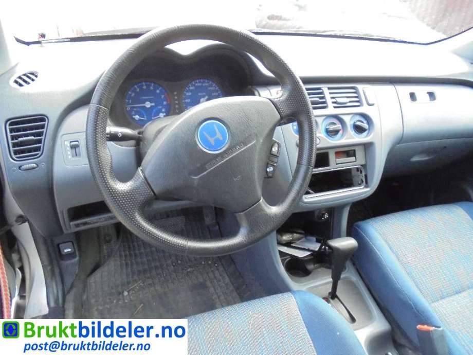 Honda HR-V 1999-2006 (Type I) , Motorkode: D16W1, Girkassekode:
