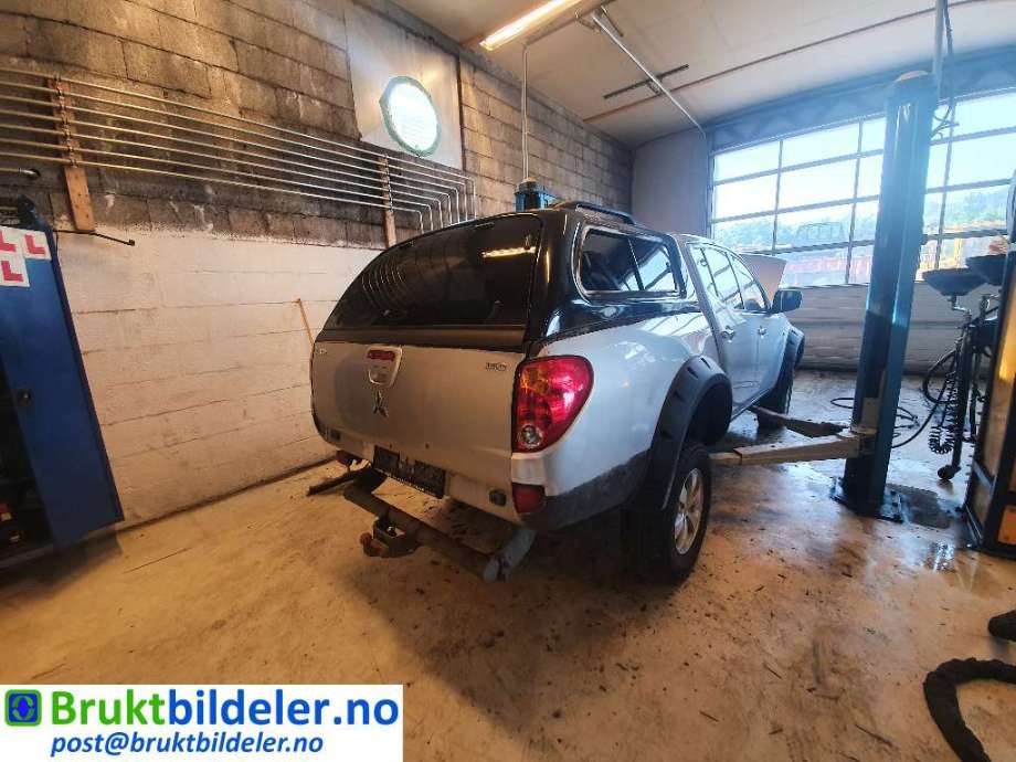 Mitsubishi L200 2006-2015 (Type IV) , Motorkode: 4D56, Girkassekode: 