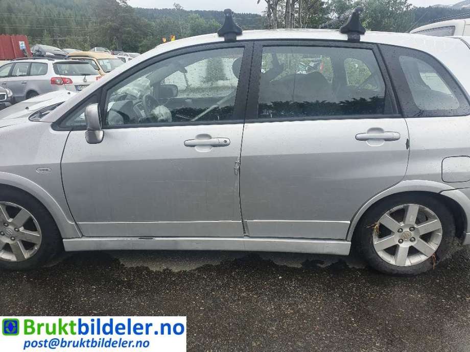 Suzuki Liana 2004-2010 (Fase 2) , Motorkode: M16A, Girkassekode: 