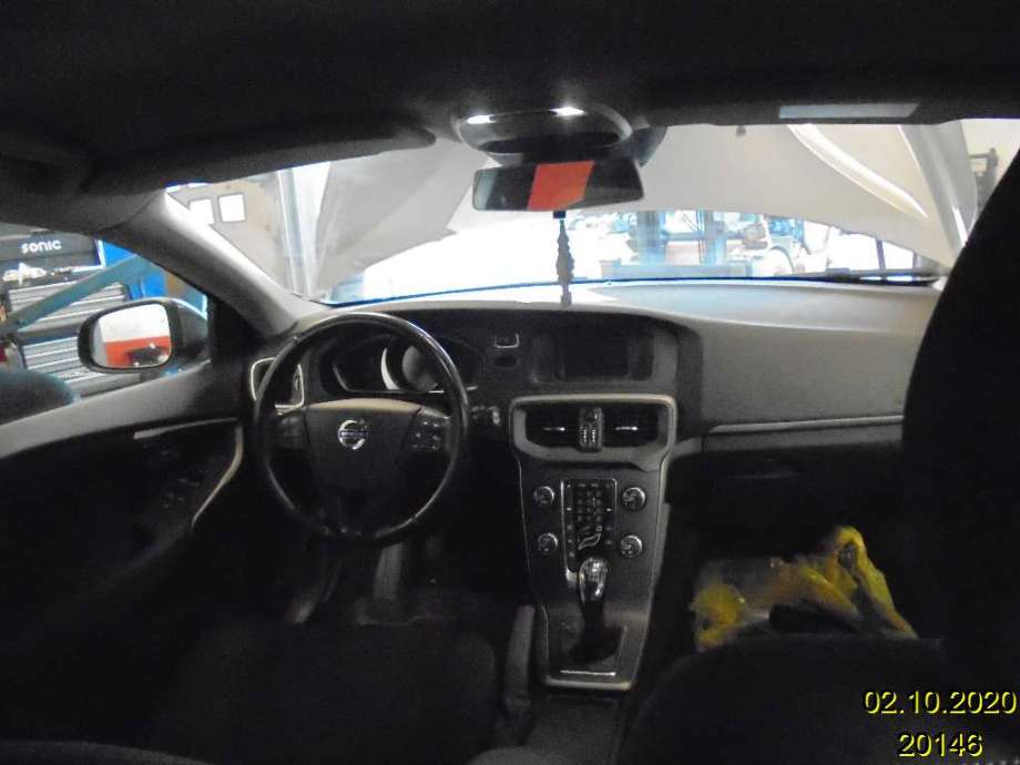 Volvo V40 2012-2019 , Motorkode: D4162T, Girkassekode: 