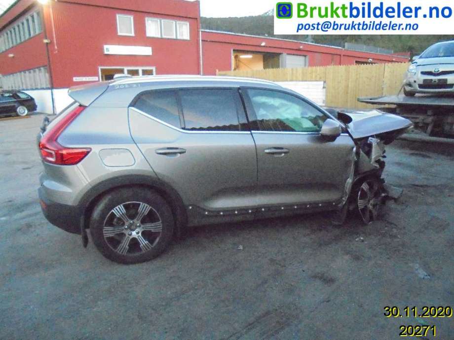Volvo XC40 2018-2024 , Motorkode: D4204T12, Girkassekode: 