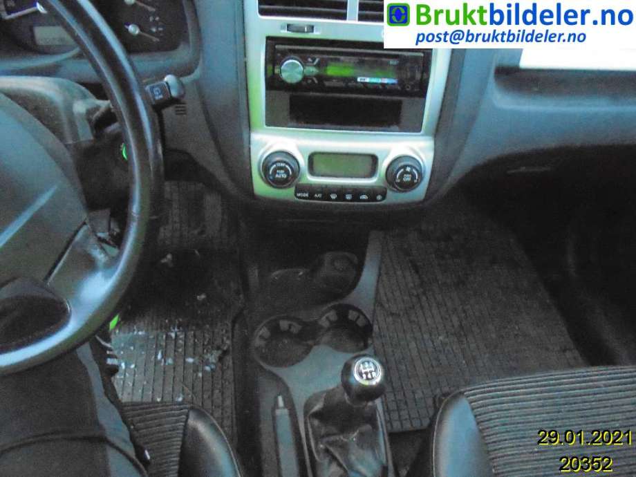 Kia Sportage 2005-2010 (Type II) , Motorkode: D4EA-L, Girkassekode: 