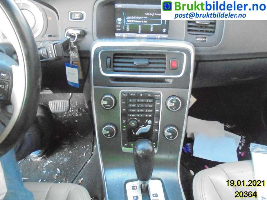 Volvo S60 2010-2014 (Type II, Fase 1) , Motorkode: D5204T2, Girkassekode: 