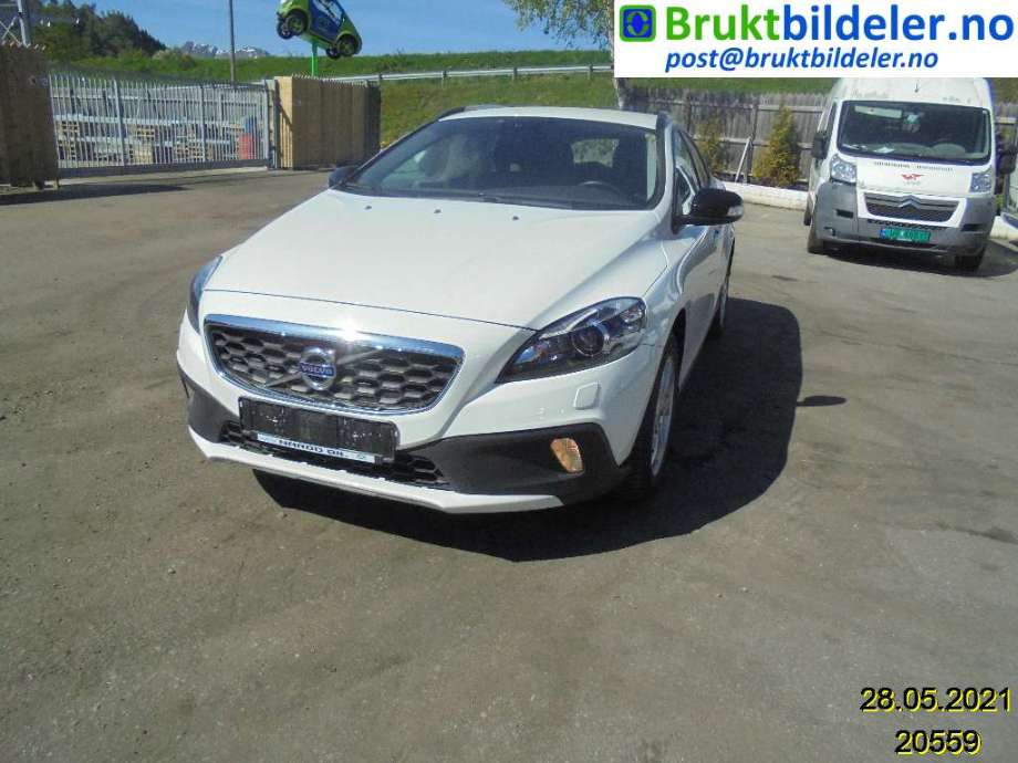 Volvo V40 2012-2019 , Motorkode: D4162T, Girkassekode: 