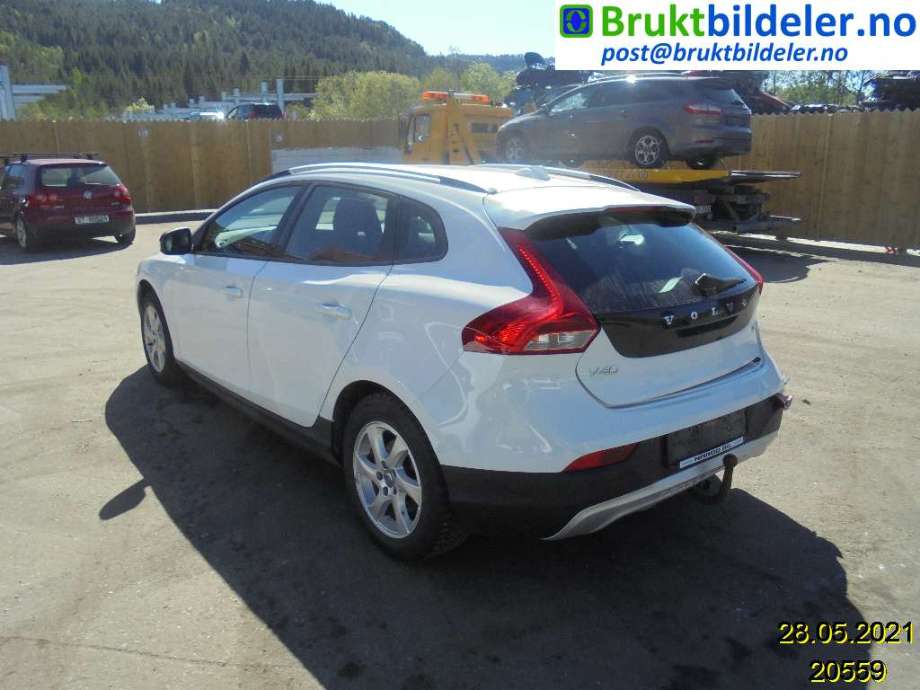 Volvo V40 2012-2019 , Motorkode: D4162T, Girkassekode: 