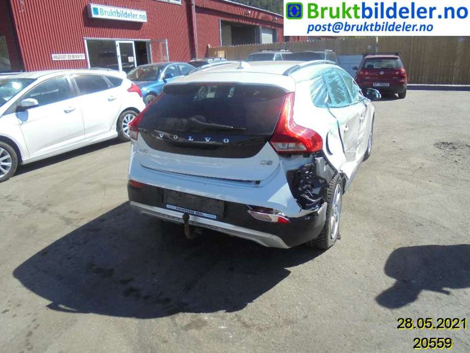 Volvo V40 2012-2019 , Motorkode: D4162T, Girkassekode: 