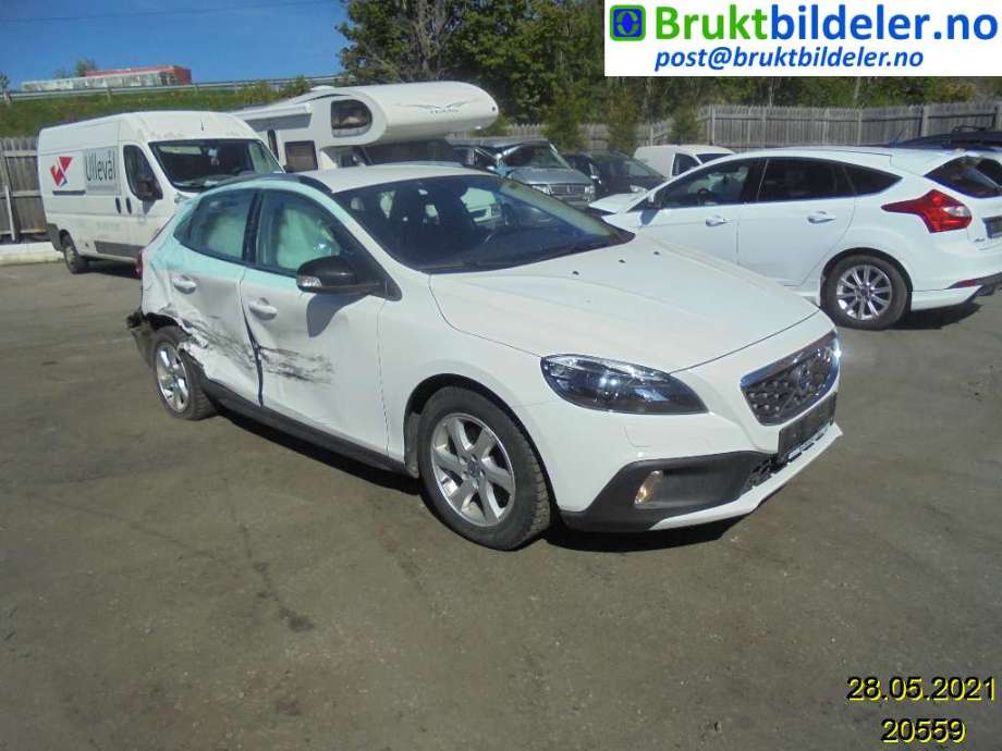 Volvo V40 2012-2019 , Motorkode: D4162T, Girkassekode: 