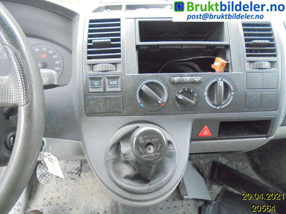 VW Transporter / Caravelle 2003-2009 (Fase 1) (T5) (T5), Motorkode: AXB, Girkassekode: 