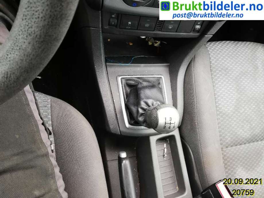 Ford Focus 2004-2007 (Type II, Fase 1) , Motorkode: KKDA, Girkassekode: 