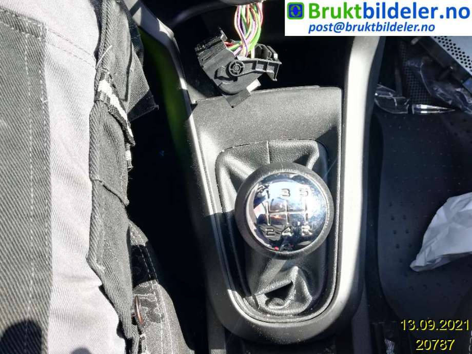 Citroën C3 2010-2016 (Type II) , Motorkode: 8HR, Girkassekode: 