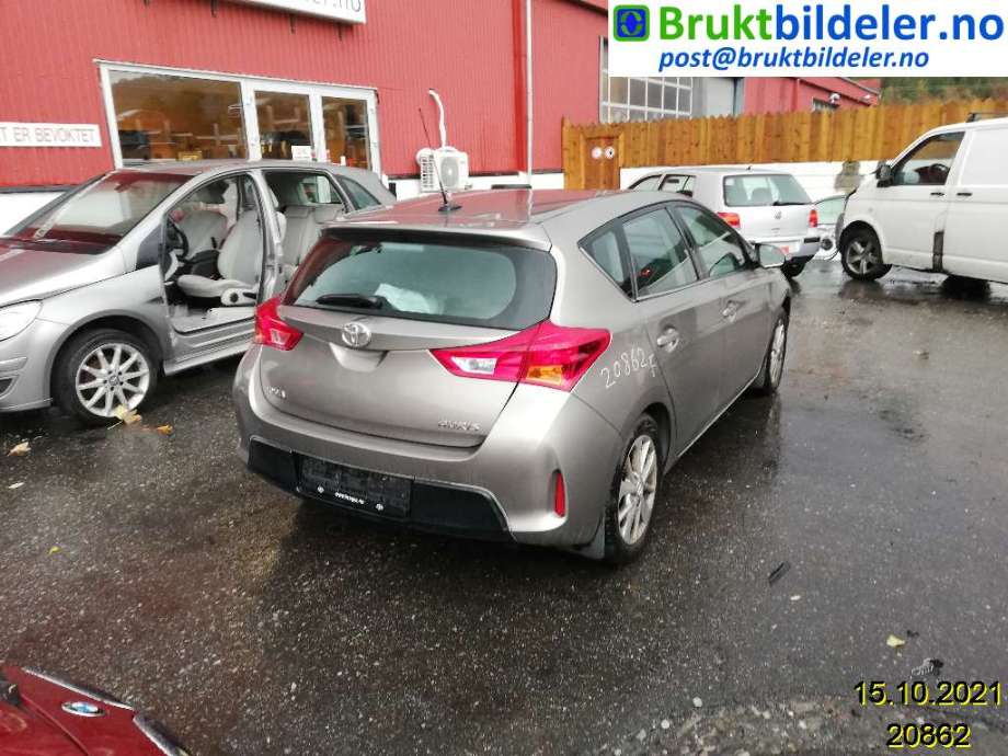 Toyota Auris 2013-2015 (Type II, Fase 1) , Motorkode: 1NR-FE, Girkassekode: 