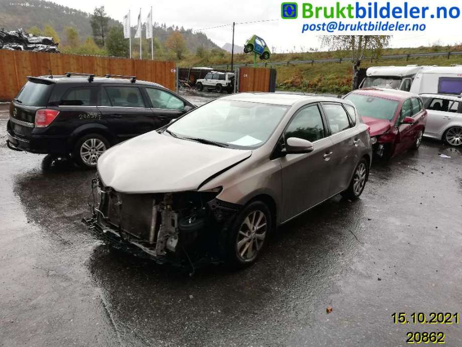 Toyota Auris 2013-2015 (Type II, Fase 1) , Motorkode: 1NR-FE, Girkassekode: 