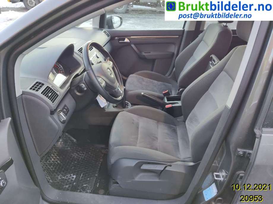 VW Touran 2010-2015 (Type I, Fase 3) , Motorkode: CFHC, Girkassekode: MAY