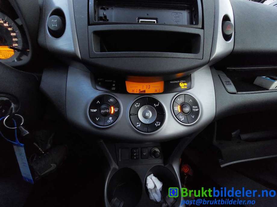 Toyota RAV4 2006-2009 (Type III, Fase 1) , Motorkode: 2AD-FTV, Girkassekode: 