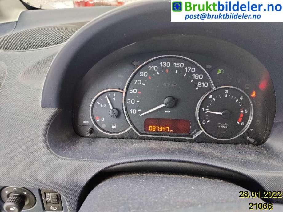 Peugeot 1007 2004-->> , Motorkode: 8HZ, Girkassekode: 