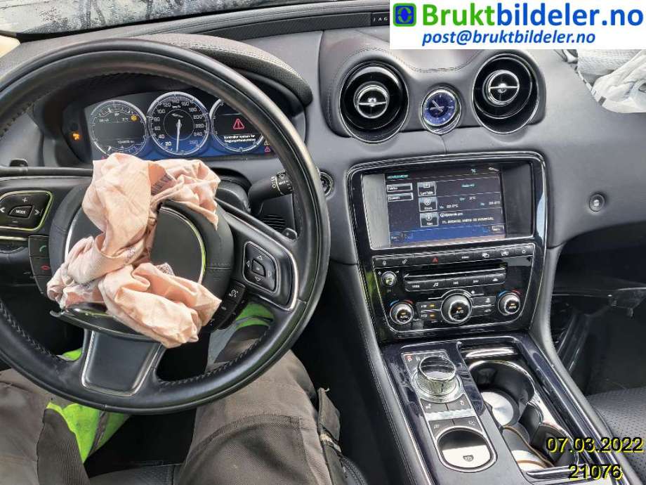 Jaguar XJ X351 2010-->> , Motorkode: 306DT, Girkassekode: 