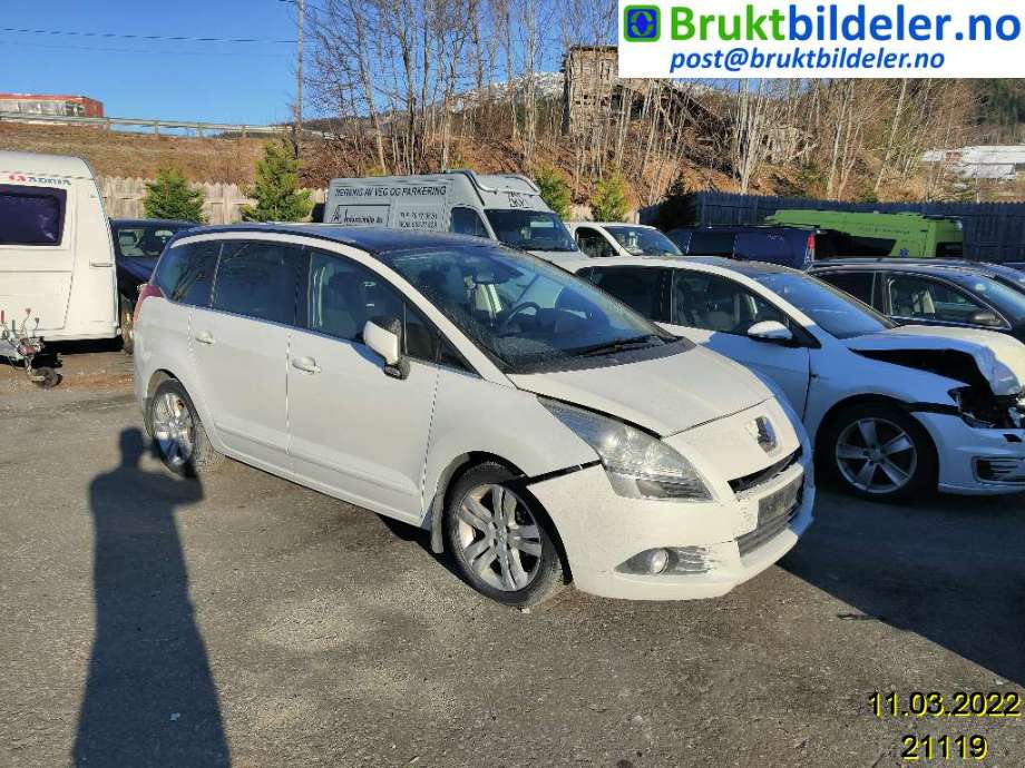 Peugeot 5008 2010-2017 (Type I) , Motorkode: 9HR, Girkassekode: 6-TRINNS MANUELL GIR