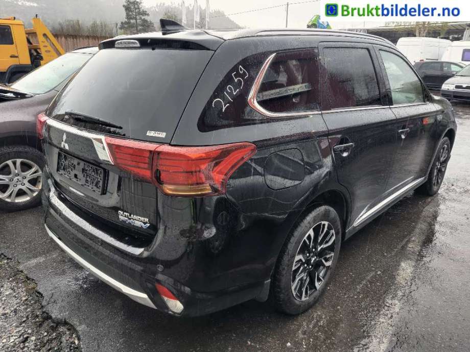 Mitsubishi Outlander 2015-->> (Type III, Fase 2) , Motorkode: 4B11, Girkassekode: 