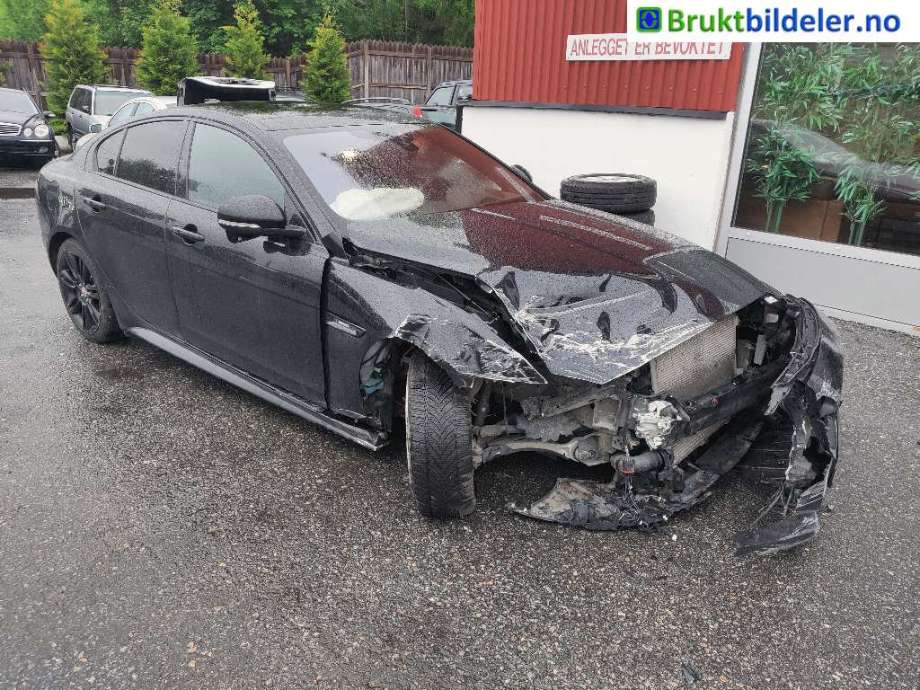 Jaguar XE 2015-->> , Motorkode: 204PT, Girkassekode: 