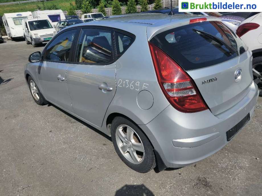 Hyundai i30 2007-2012 (Type I) , Motorkode: D4FB, Girkassekode: LHD