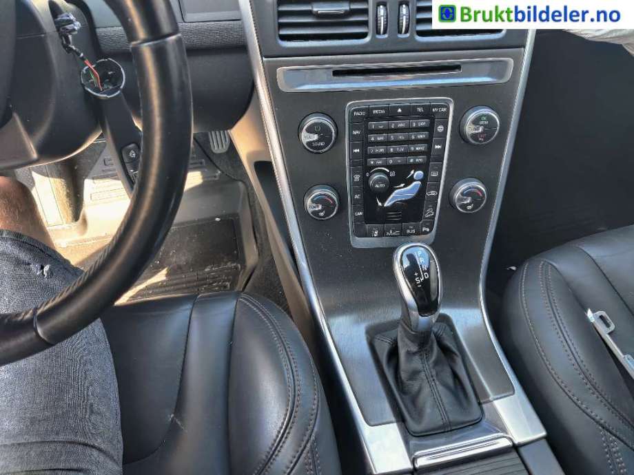 Volvo XC60 2014-2017 (Type I, Fase 2) , Motorkode: D5244T17, Girkassekode: 6-AUT 4WD / TF-80SC