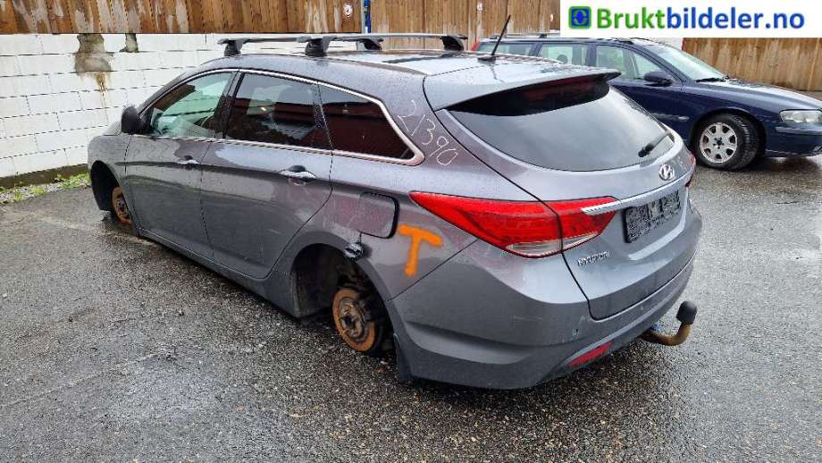 Hyundai i40 2012-2017 , Motorkode: D4FD, Girkassekode: TN02