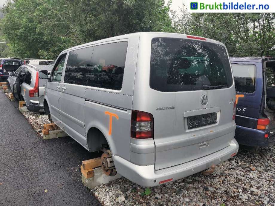 VW Transporter / Caravelle 2003-2009 (Fase 1) (T5) (T5), Motorkode: AXE;BPC, Girkassekode: 