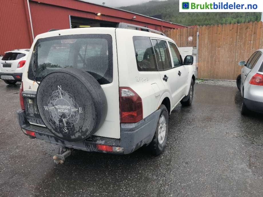 Mitsubishi Pajero 2000-2006 (Type III) , Motorkode: 4D56, Girkassekode: 